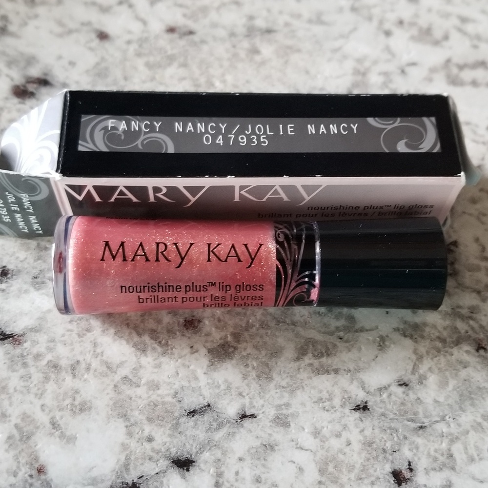 Mary Kay Nourishine plus lip gloss
